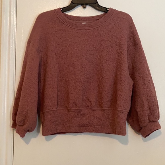 Lululemon Textured Crewneck Pullover 